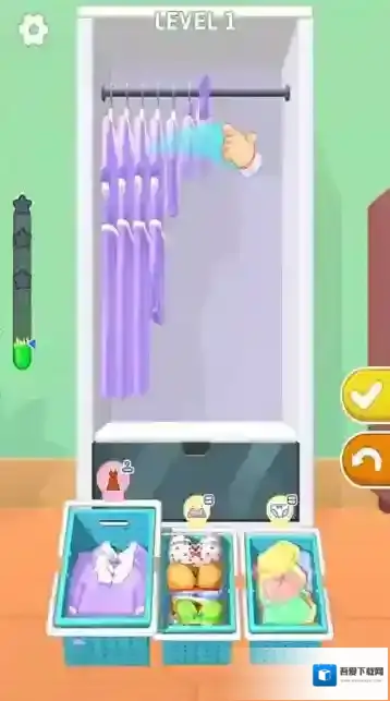 衣柜陈列师整理